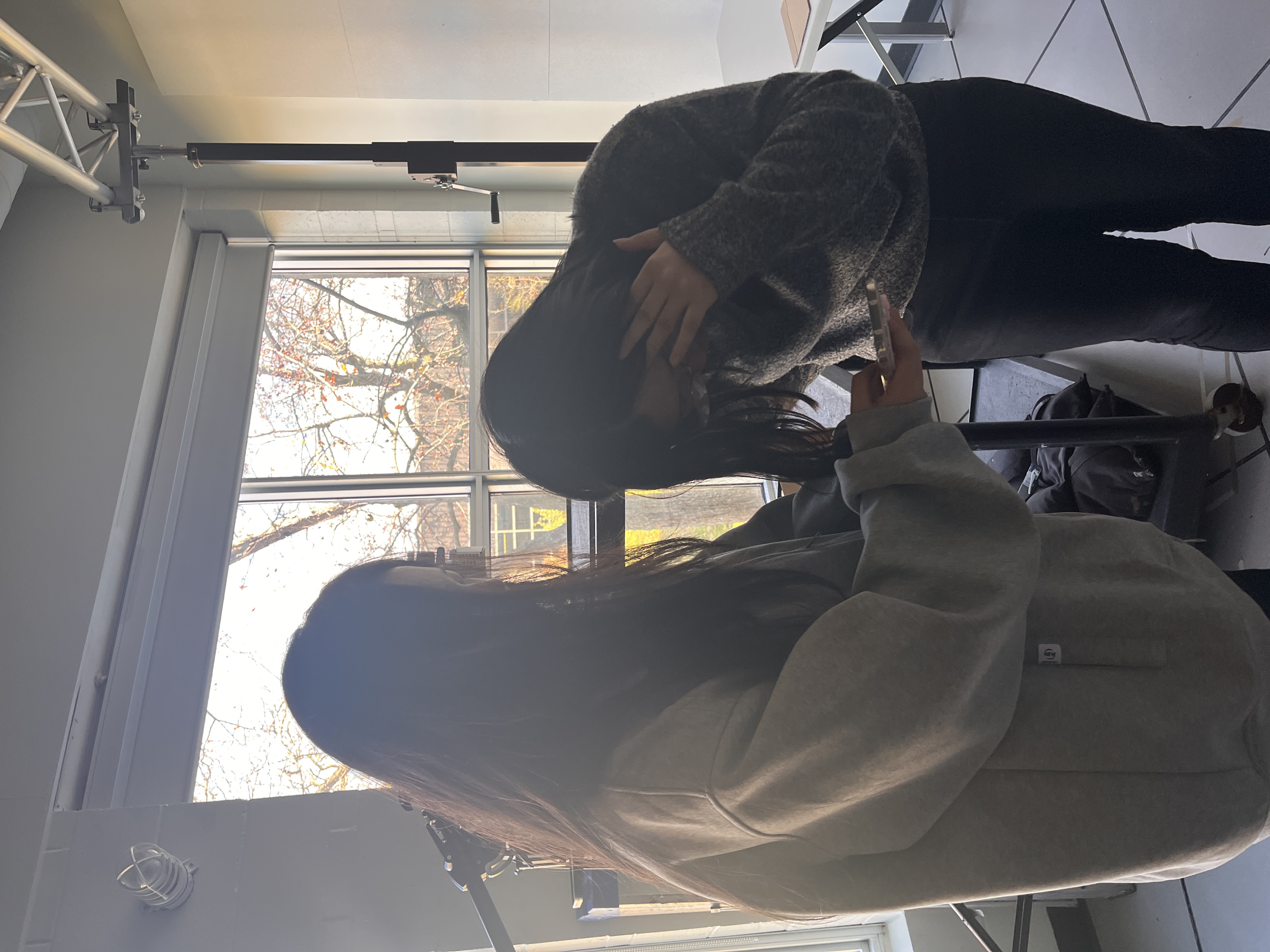 At first, I pretended to be an elderly person and used unfamiliar and complex mobile apps.